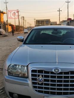 کرایسلەر 300